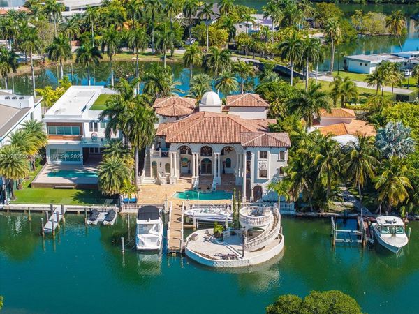 270 Atlantic Ave, Sunny Isles Beach, FL 33160