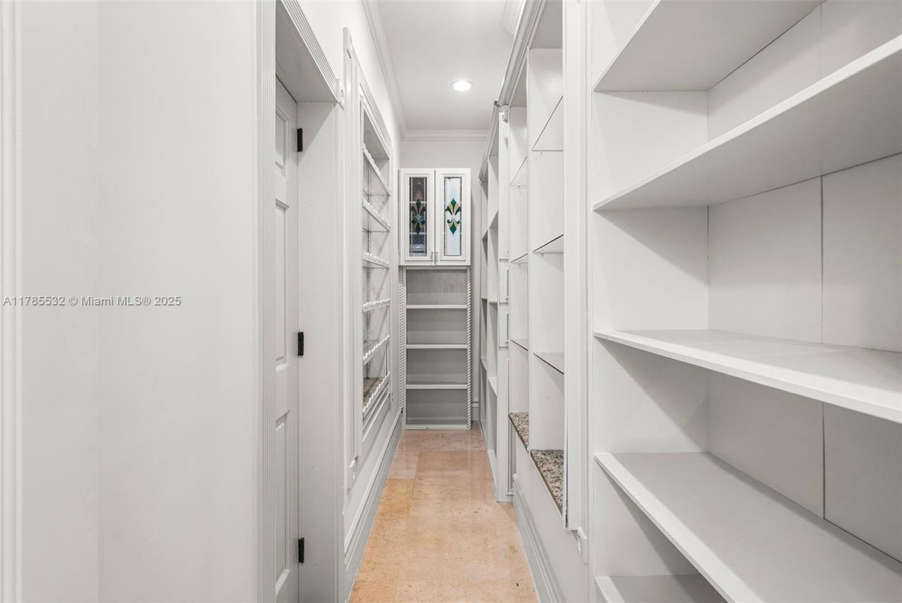 270 Atlantic Ave, Sunny Isles Beach, FL 33160 Photo