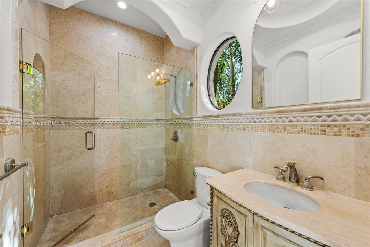 270 Atlantic Ave, Sunny Isles Beach, FL 33160 Photo