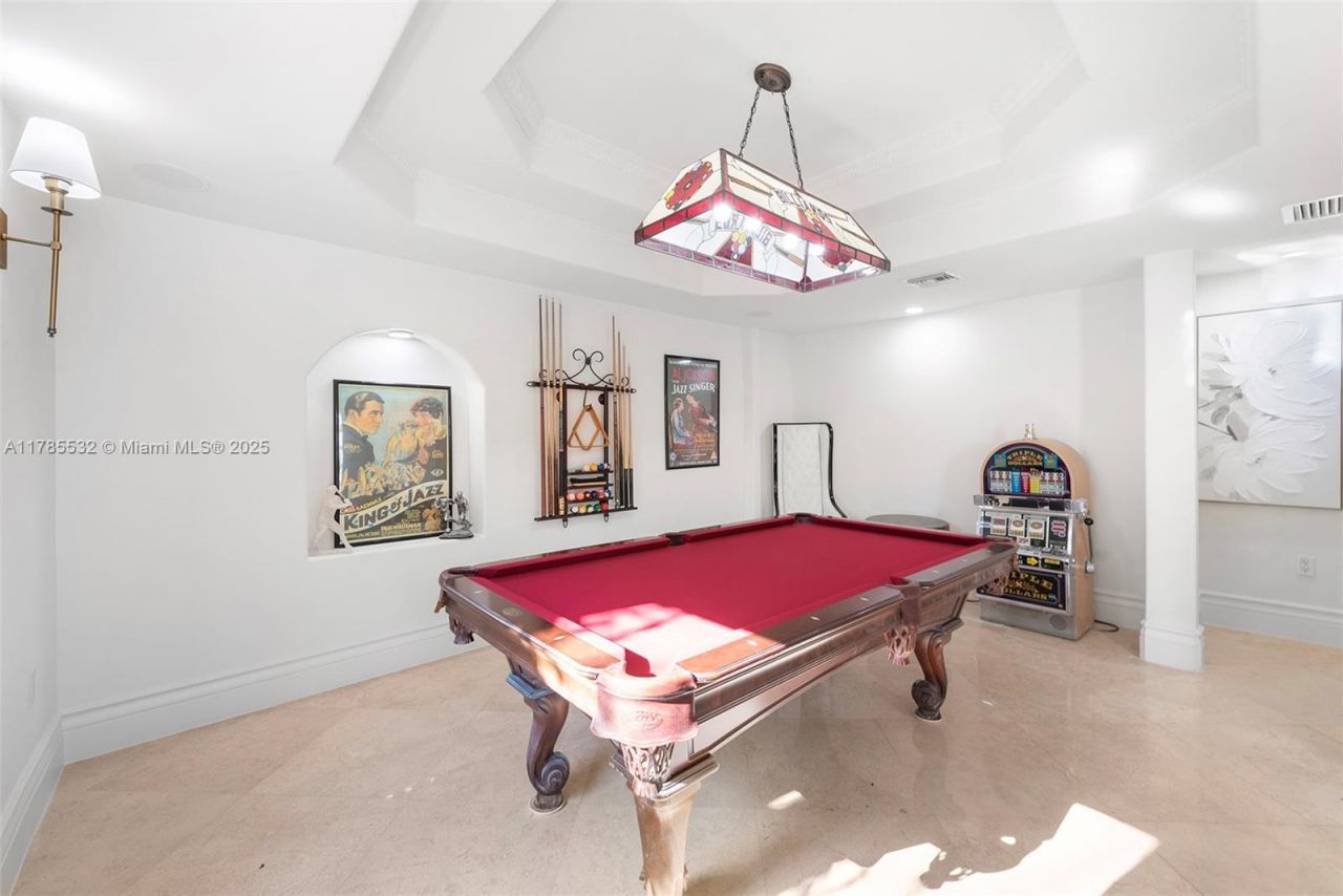 270 Atlantic Ave, Sunny Isles Beach, FL 33160 Photo