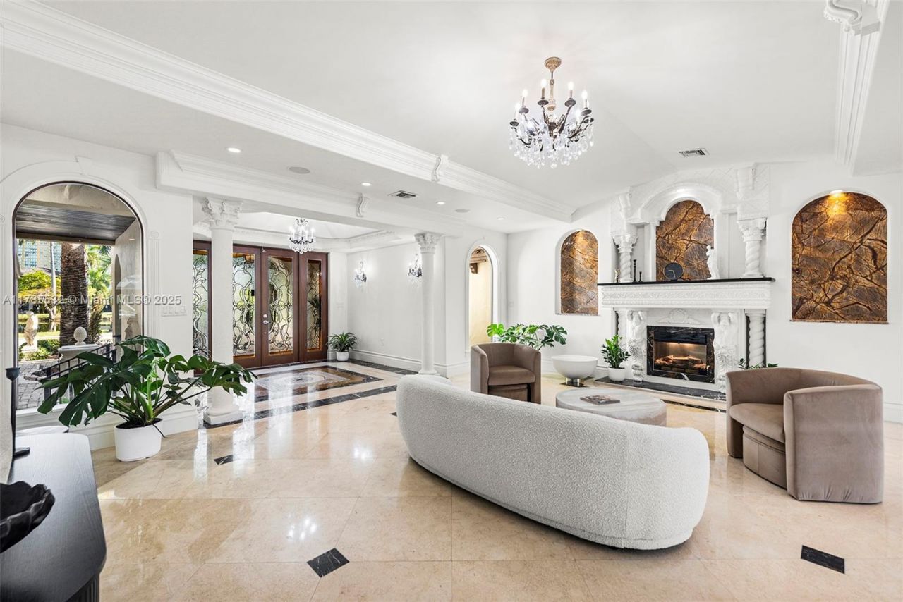 270 Atlantic Ave, Sunny Isles Beach, FL 33160 Photo