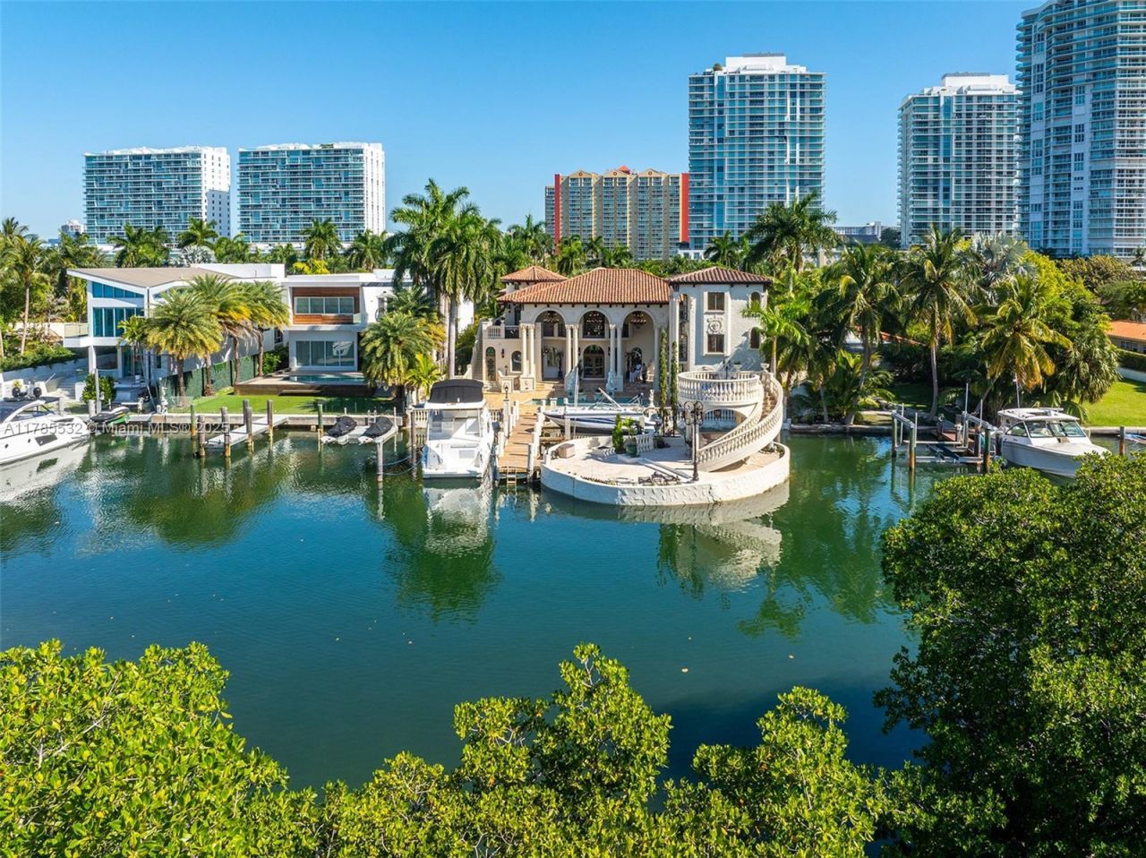 270 Atlantic Ave, Sunny Isles Beach, FL 33160 Photo