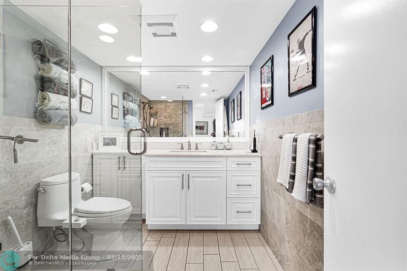 5100 Bayview Drive, Unit 404, Fort Lauderdale, FL 33308 Photo