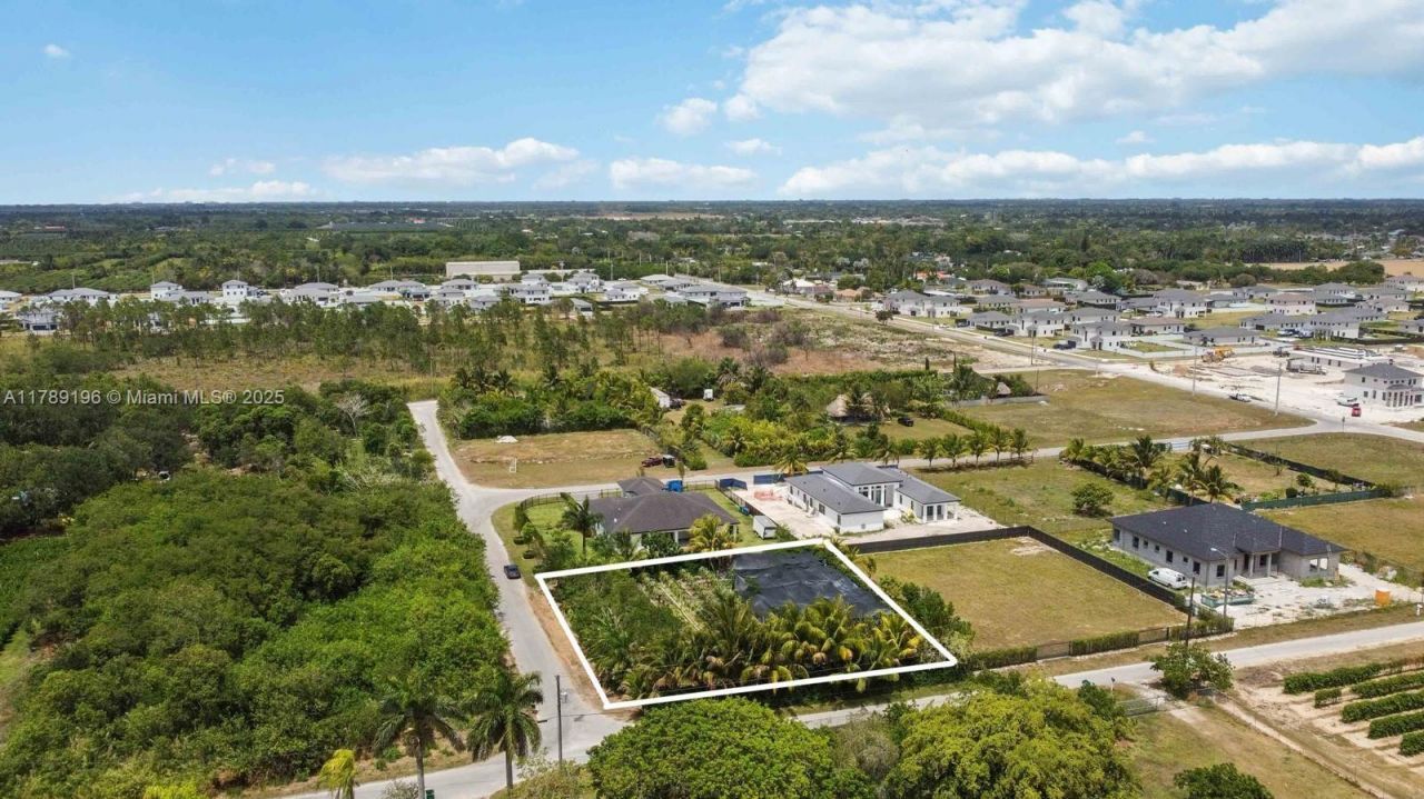 19785 SW 326th St, Homestead, FL 33030 Photo