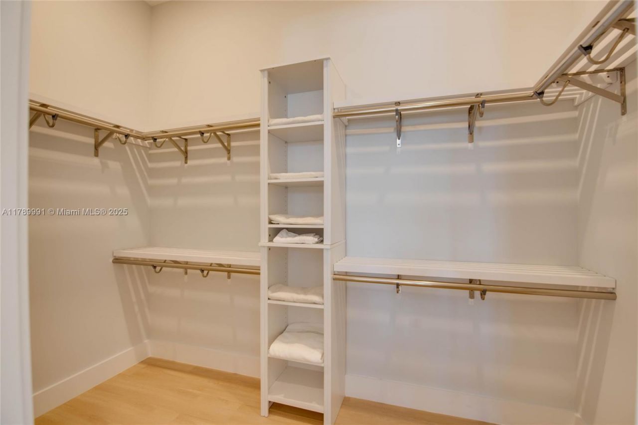 59720 Overseas Hwy #7, Marathon, FL 33050 Photo