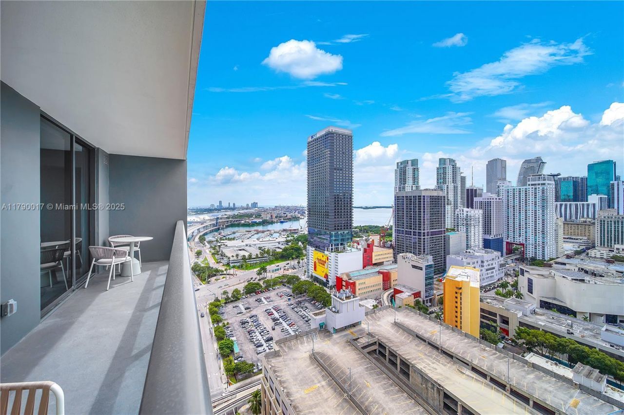 601 NE 1 Ave, Unit 2507, Miami, FL 33131 Photo