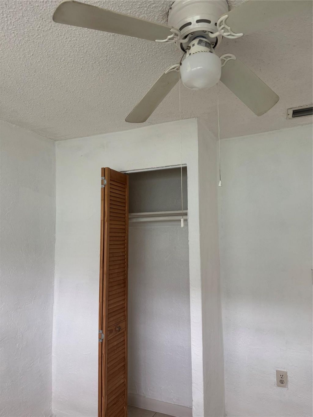 1735 NW 69th Street, Miami, FL 33147 Photo