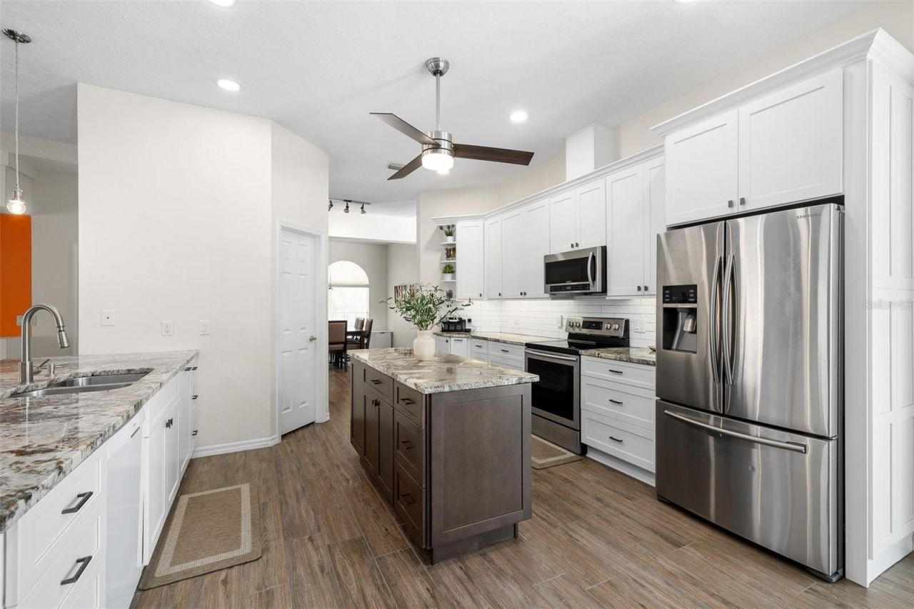 2513 Regal River Road, Valrico, FL 33596 Photo