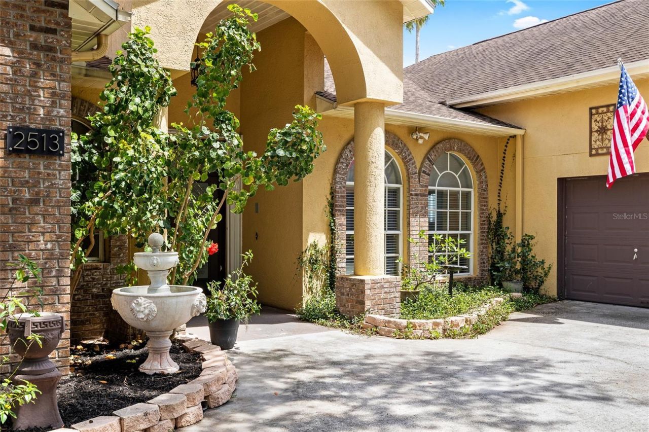 2513 Regal River Road, Valrico, FL 33596 Photo