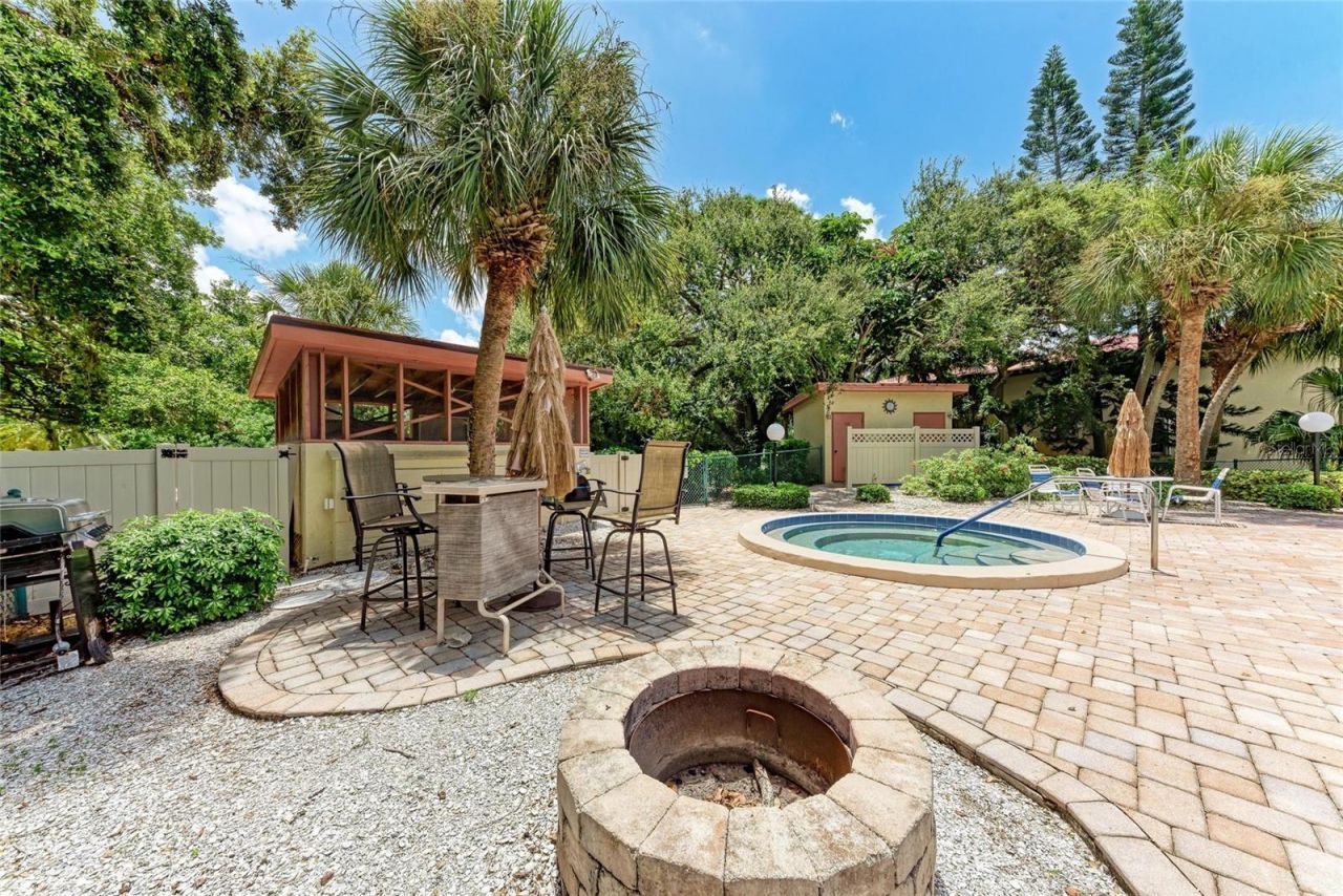 3803 Sun Eagle Lane, Unit 203, Bradenton, FL 34210 Photo