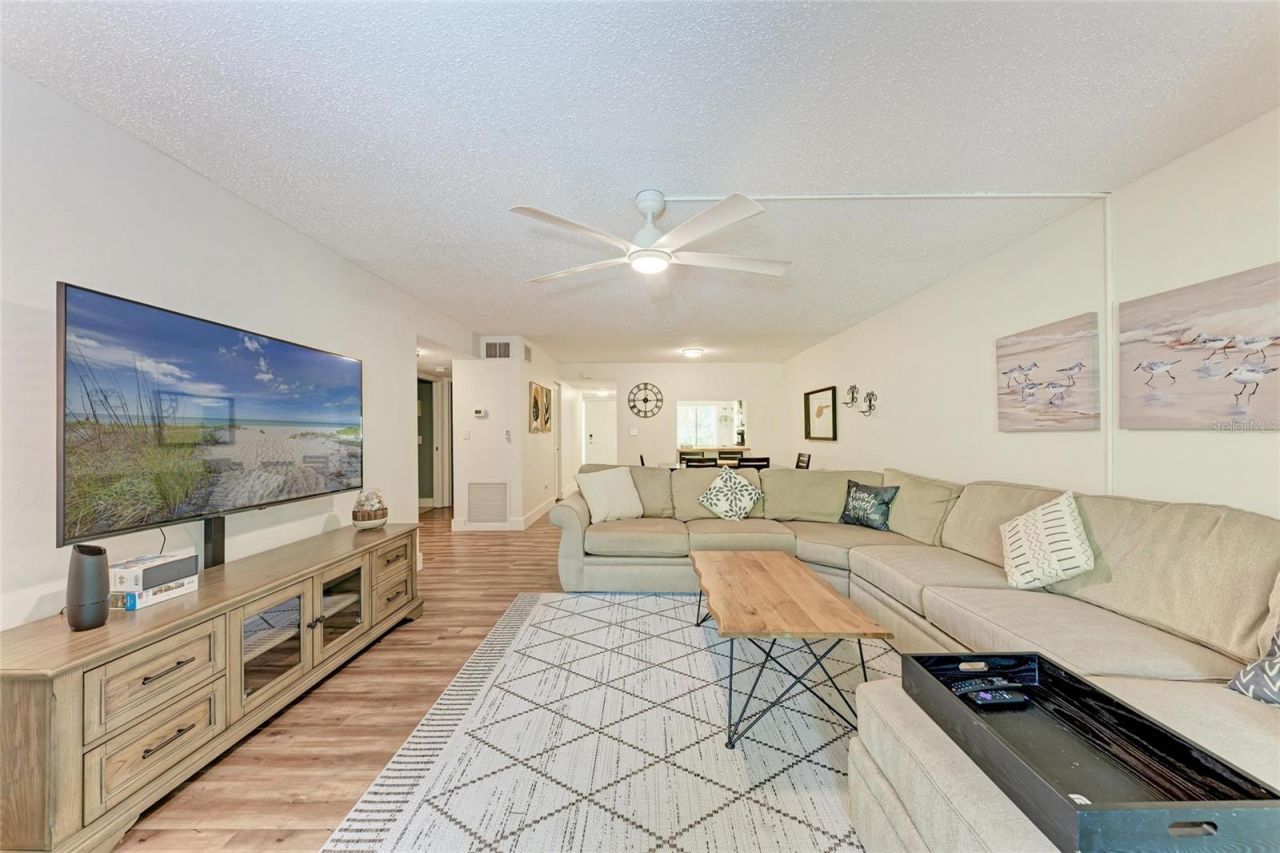 3803 Sun Eagle Lane, Unit 203, Bradenton, FL 34210 Photo