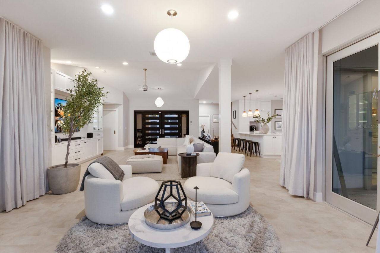 238 Island Circle, Sarasota, FL 34242 Photo