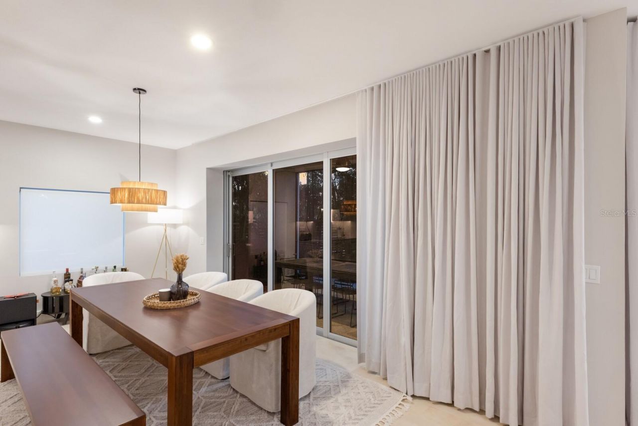 238 Island Circle, Sarasota, FL 34242 Photo