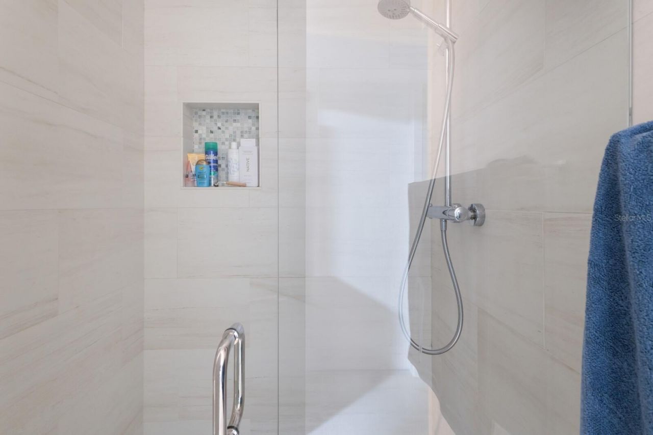 238 Island Circle, Sarasota, FL 34242 Photo