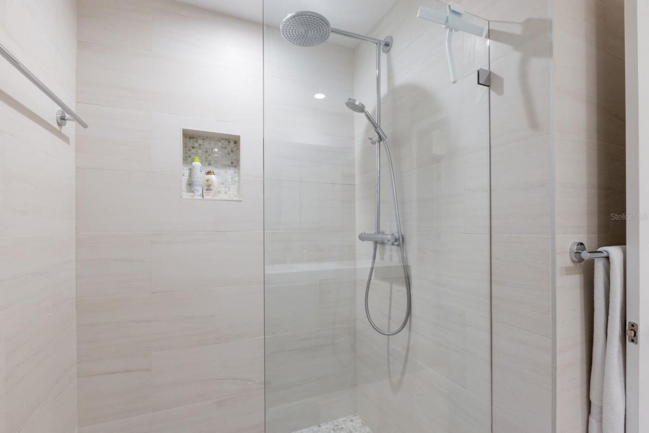 238 Island Circle, Sarasota, FL 34242 Photo