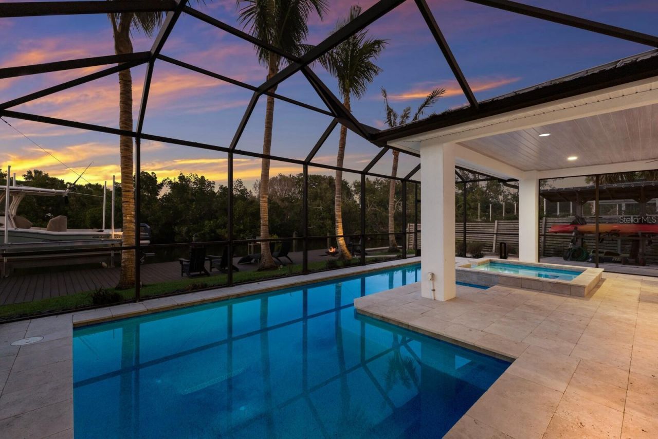 238 Island Circle, Sarasota, FL 34242 Photo