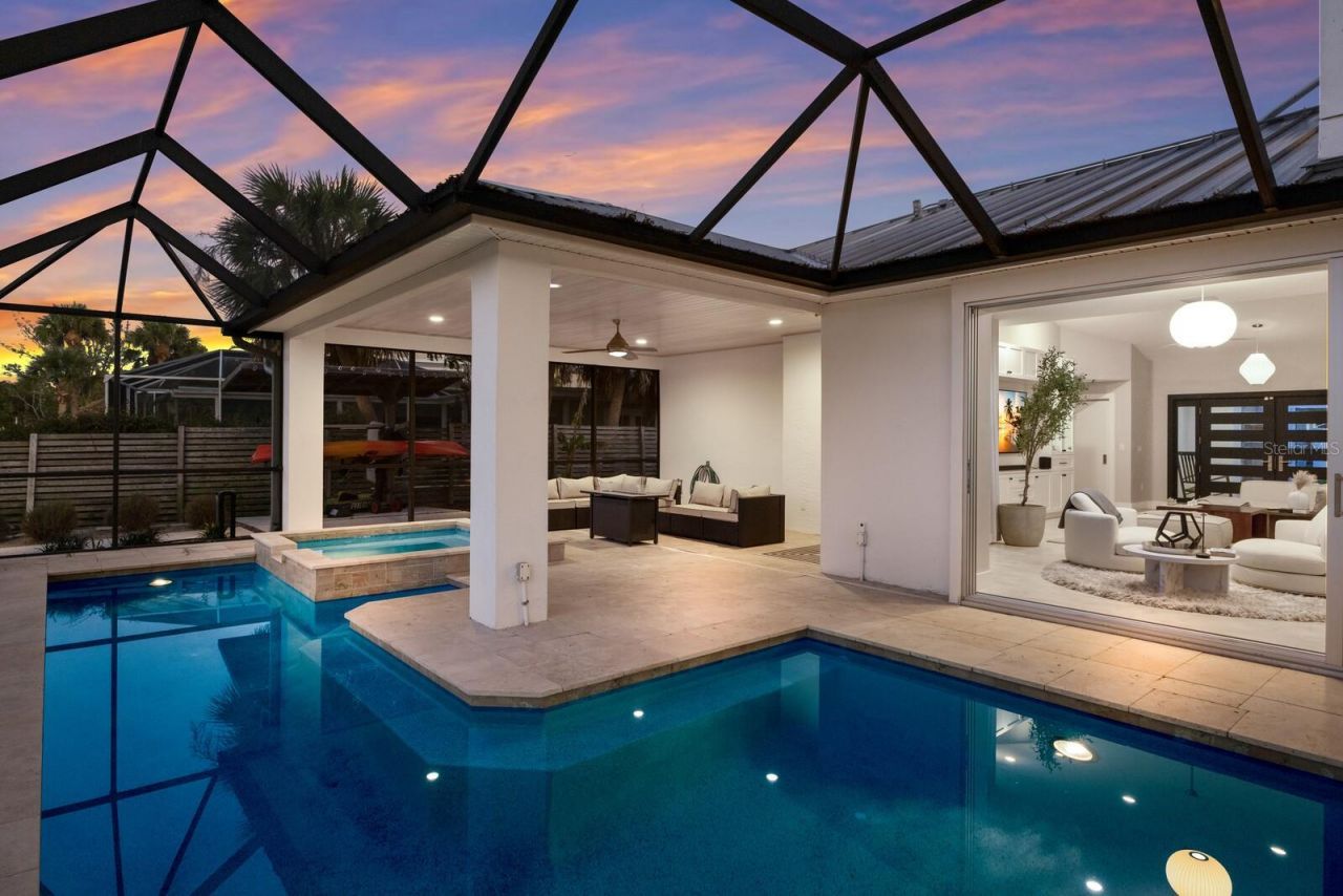 238 Island Circle, Sarasota, FL 34242 Photo