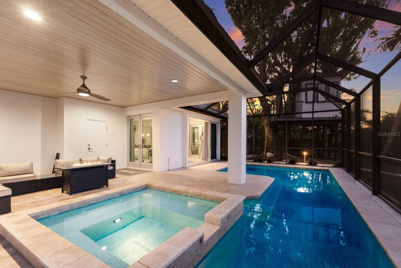 238 Island Circle, Sarasota, FL 34242 Photo