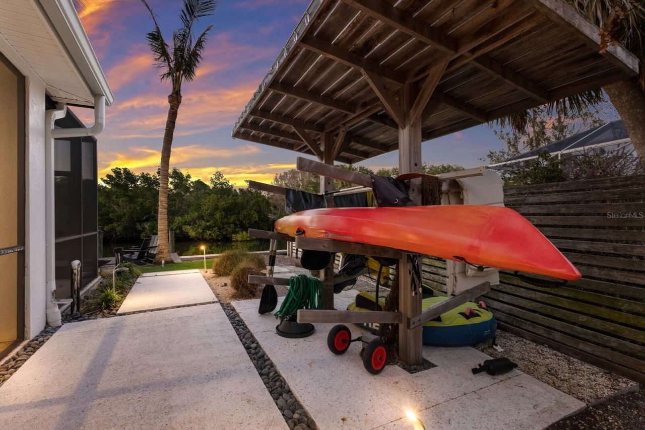 238 Island Circle, Sarasota, FL 34242 Photo