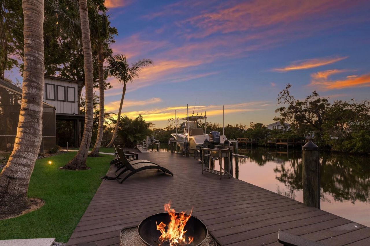 238 Island Circle, Sarasota, FL 34242 Photo