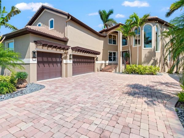 6315 MARBELLA BOULEVARD, APOLLO BEACH, FL 33572