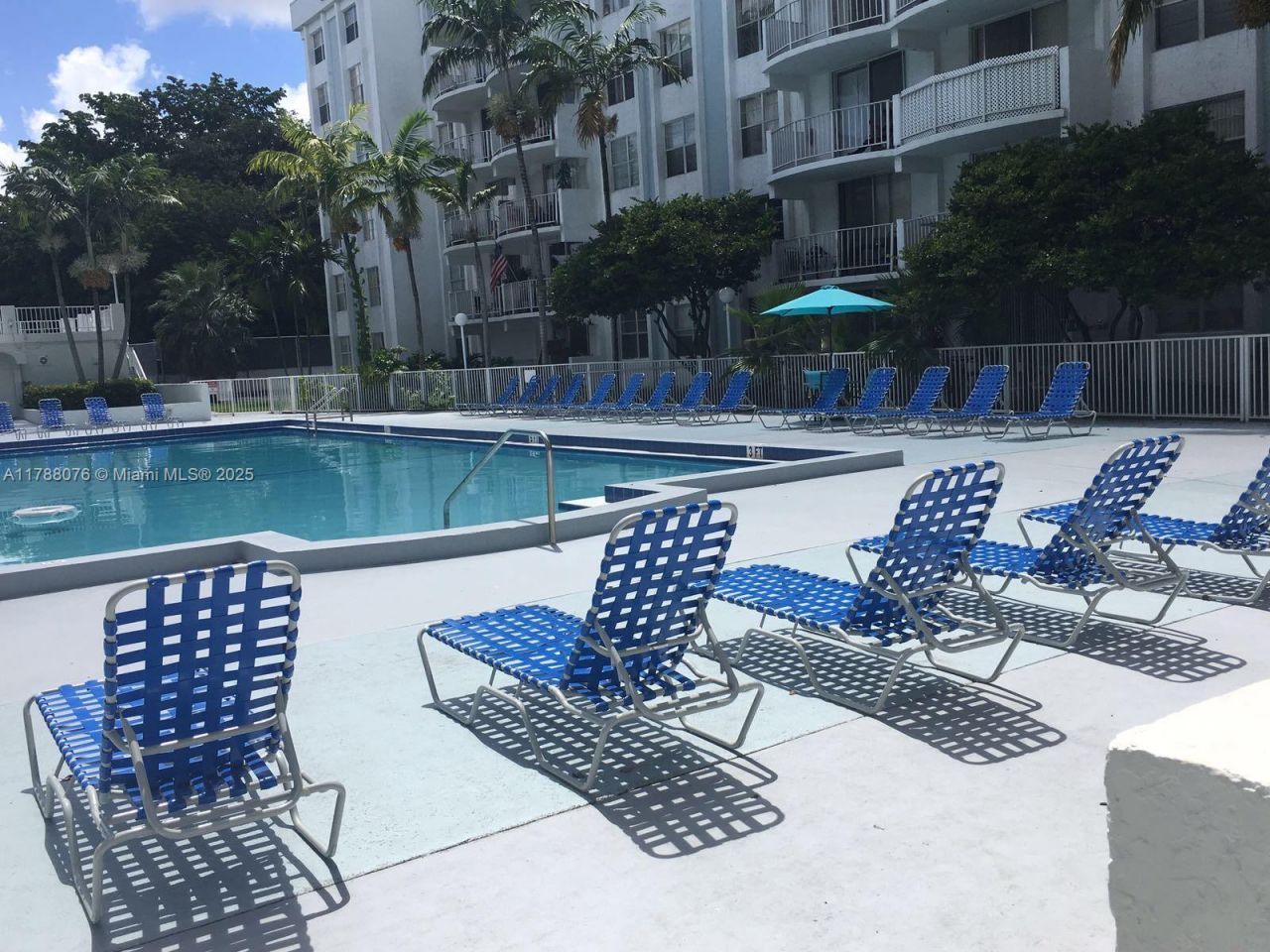 494 NW 165th St Rd, Unit C-102, Miami, FL 33169 Photo