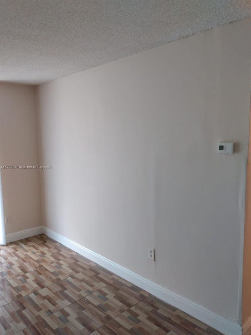 494 NW 165th St Rd, Unit C-102, Miami, FL 33169 Photo