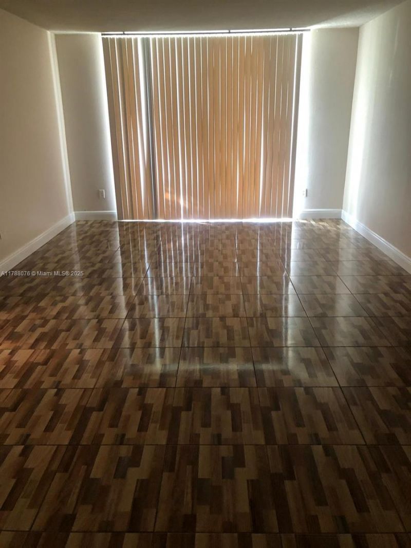 494 NW 165th St Rd, Unit C-102, Miami, FL 33169 Photo