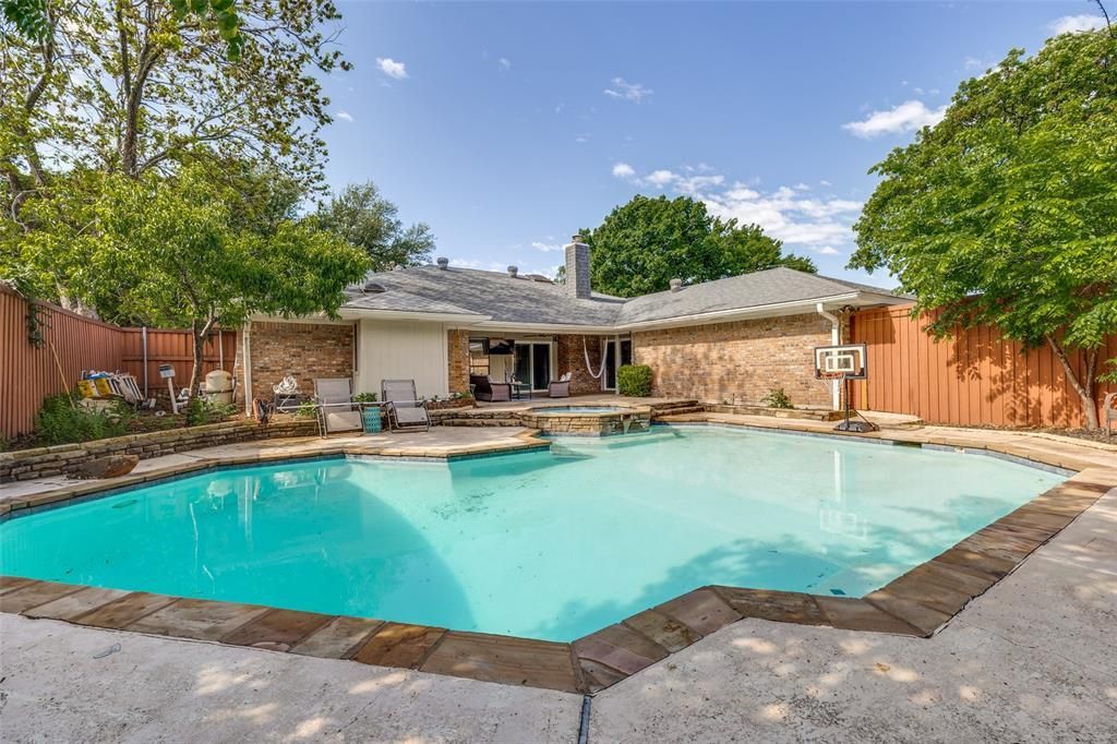 2221 Cliffside Drive, Plano, TX 75023 Main Photo