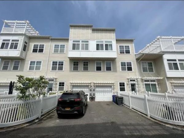 132 Meridian Boulevard, Arverne, NY 11692