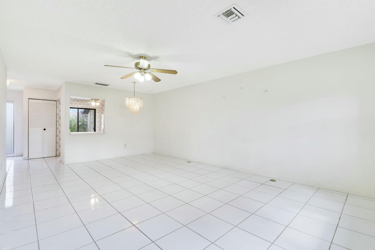 135 Manchineel Court, Royal Palm Beach, FL 33411 Photo