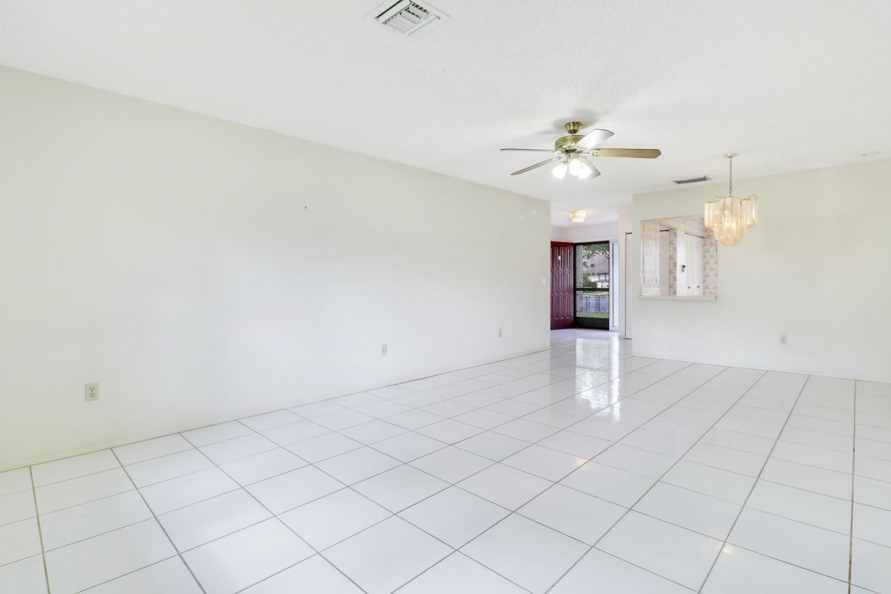135 Manchineel Court, Royal Palm Beach, FL 33411 Photo
