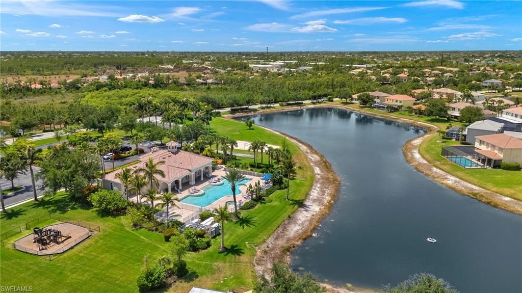 2552 Deerfield Lake Ct, Cape Coral, FL 33909 Photo