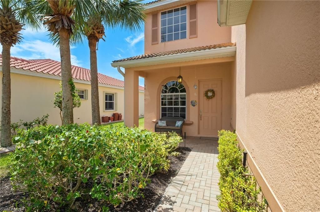 2552 Deerfield Lake Ct, Cape Coral, FL 33909 Photo