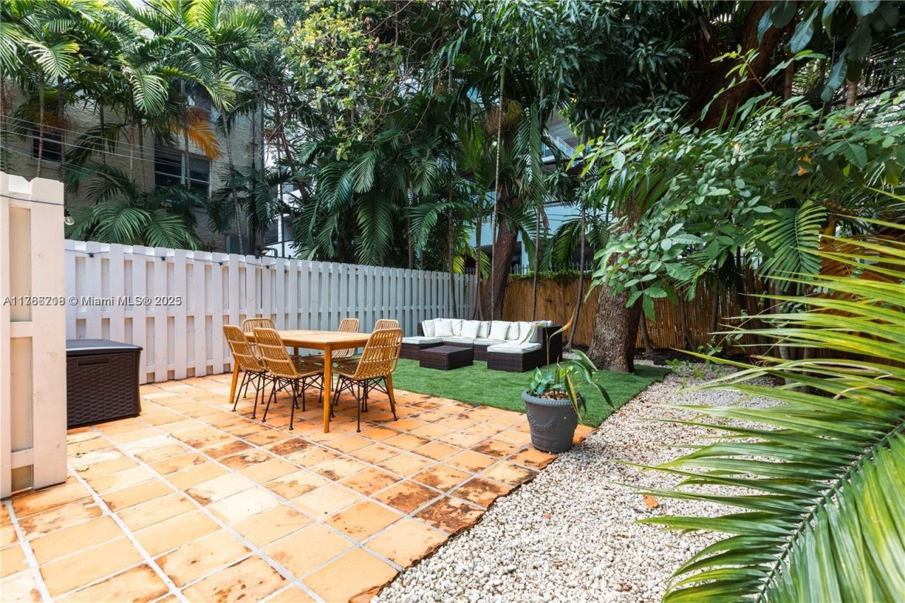 426 NE 26th St, Miami, FL 33137 Photo