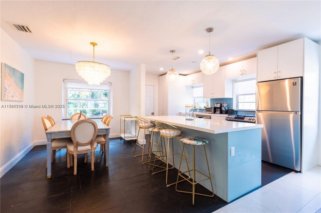 426 NE 26th St, Miami, FL 33137 Photo