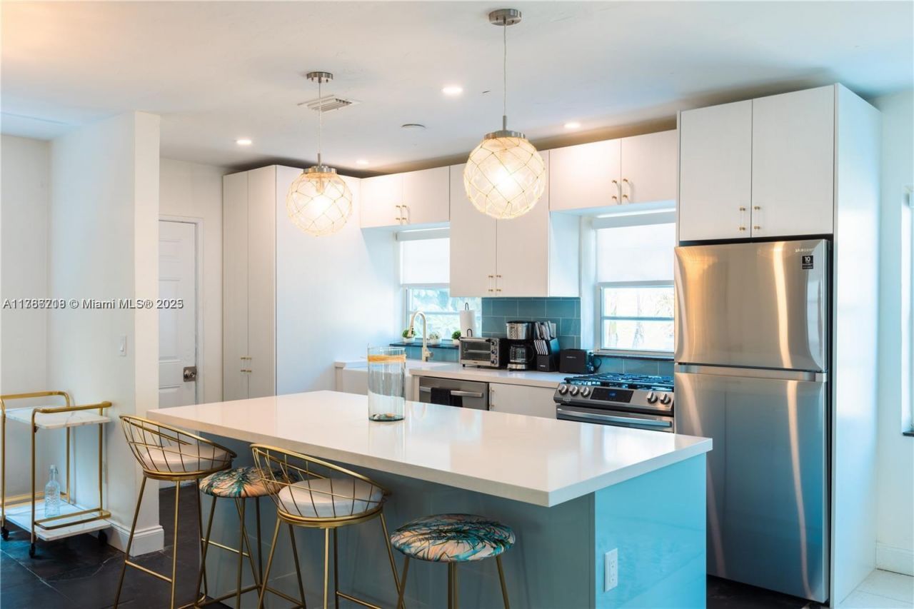 426 NE 26th St, Miami, FL 33137 Photo