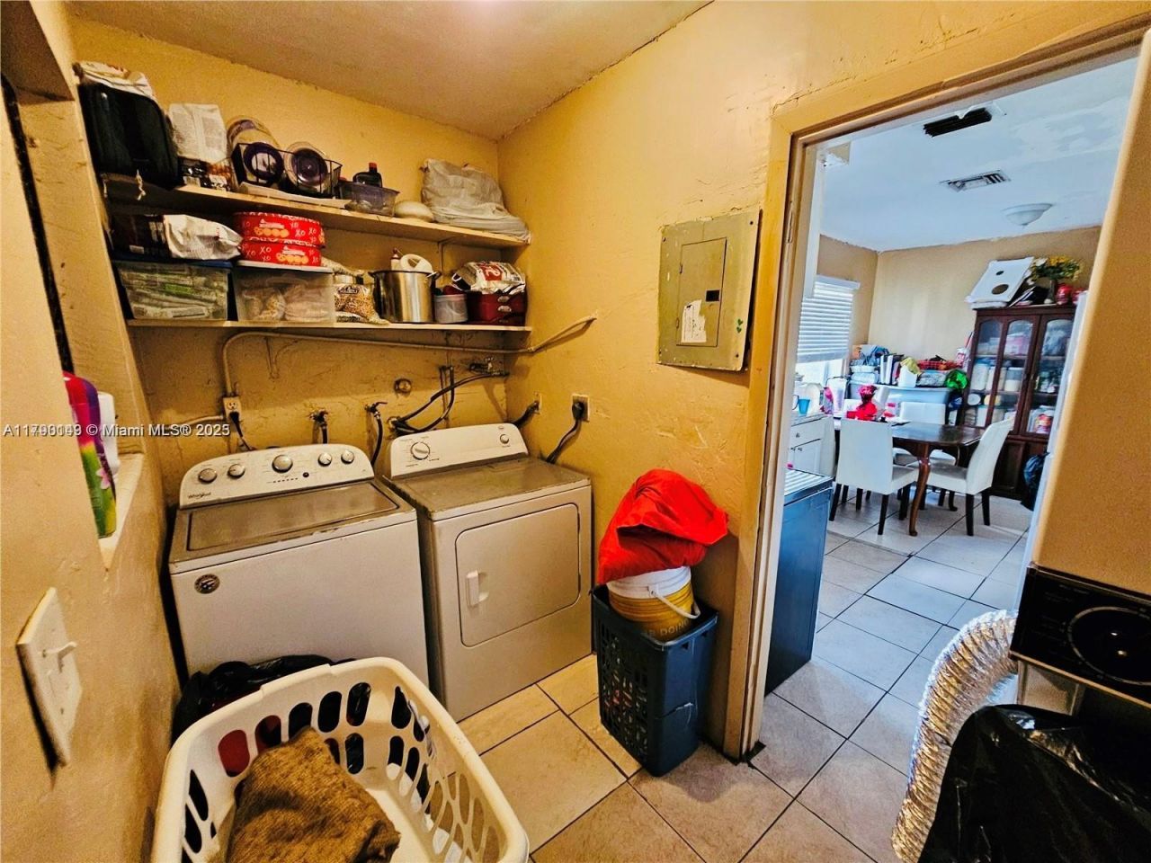 2540 NW 15th St, Fort Lauderdale, FL 33311 Photo