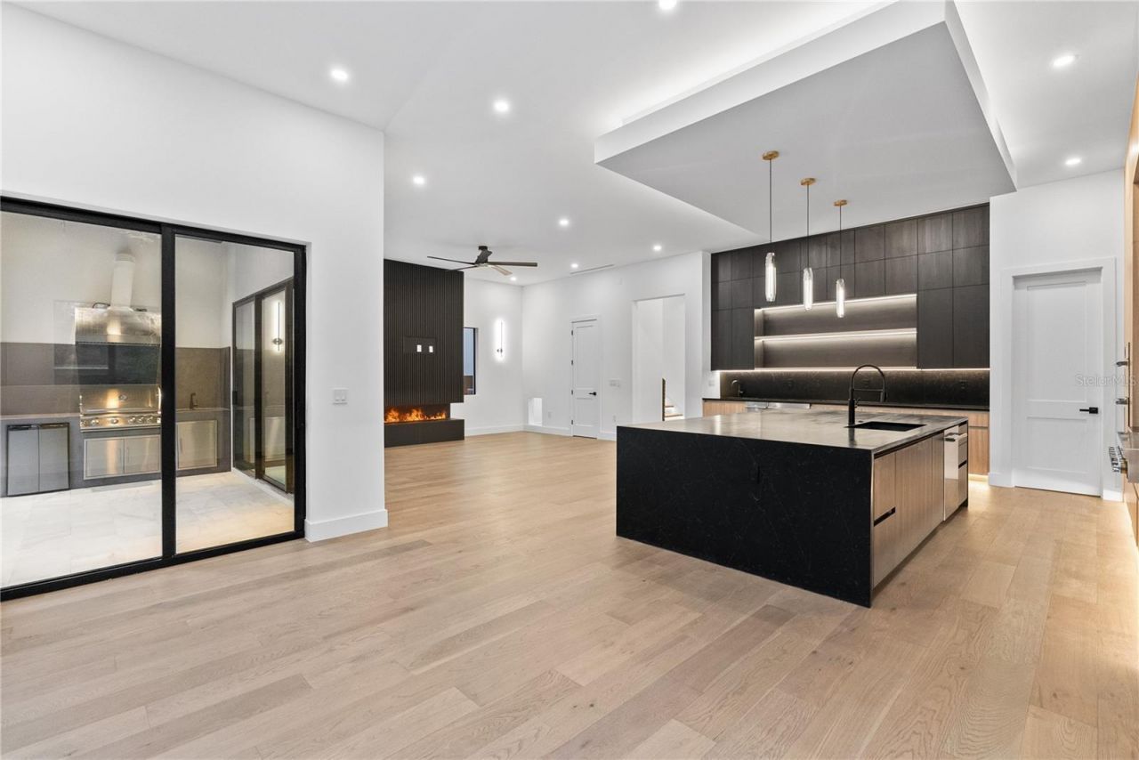 3406 W Arch Street, Tampa, FL 33607 Photo