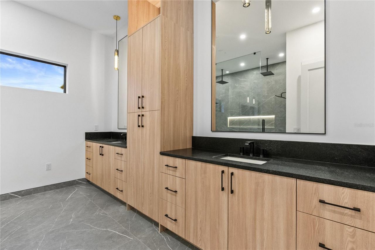 3406 W Arch Street, Tampa, FL 33607 Photo