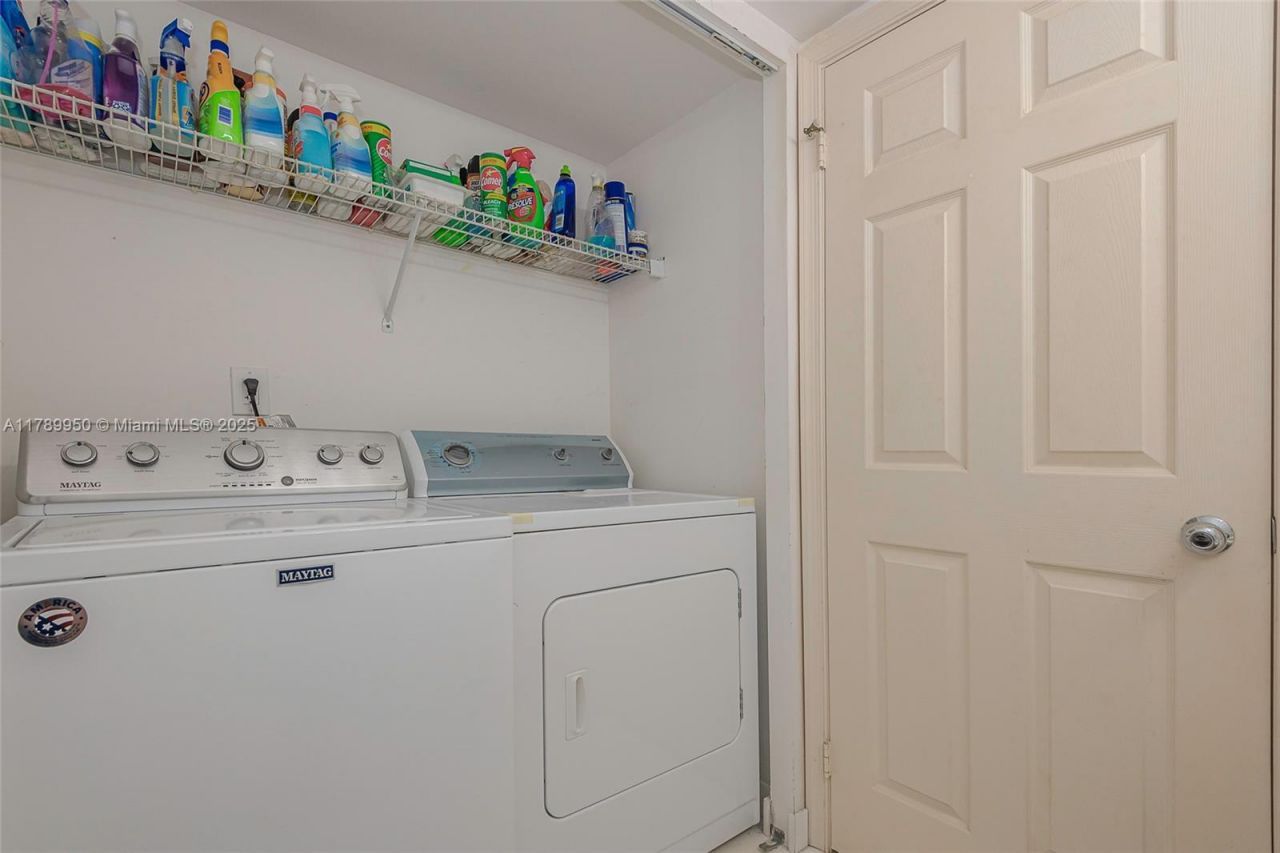 3530 Mystic Pointe Dr, Unit LPH14, Aventura, FL 33180 Photo