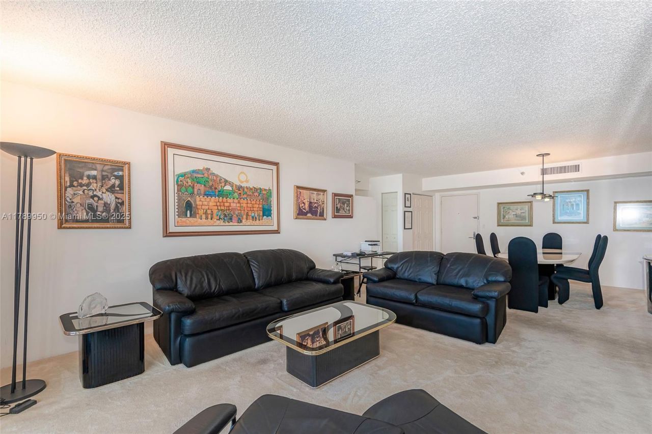 3530 Mystic Pointe Dr, Unit LPH14, Aventura, FL 33180 Photo