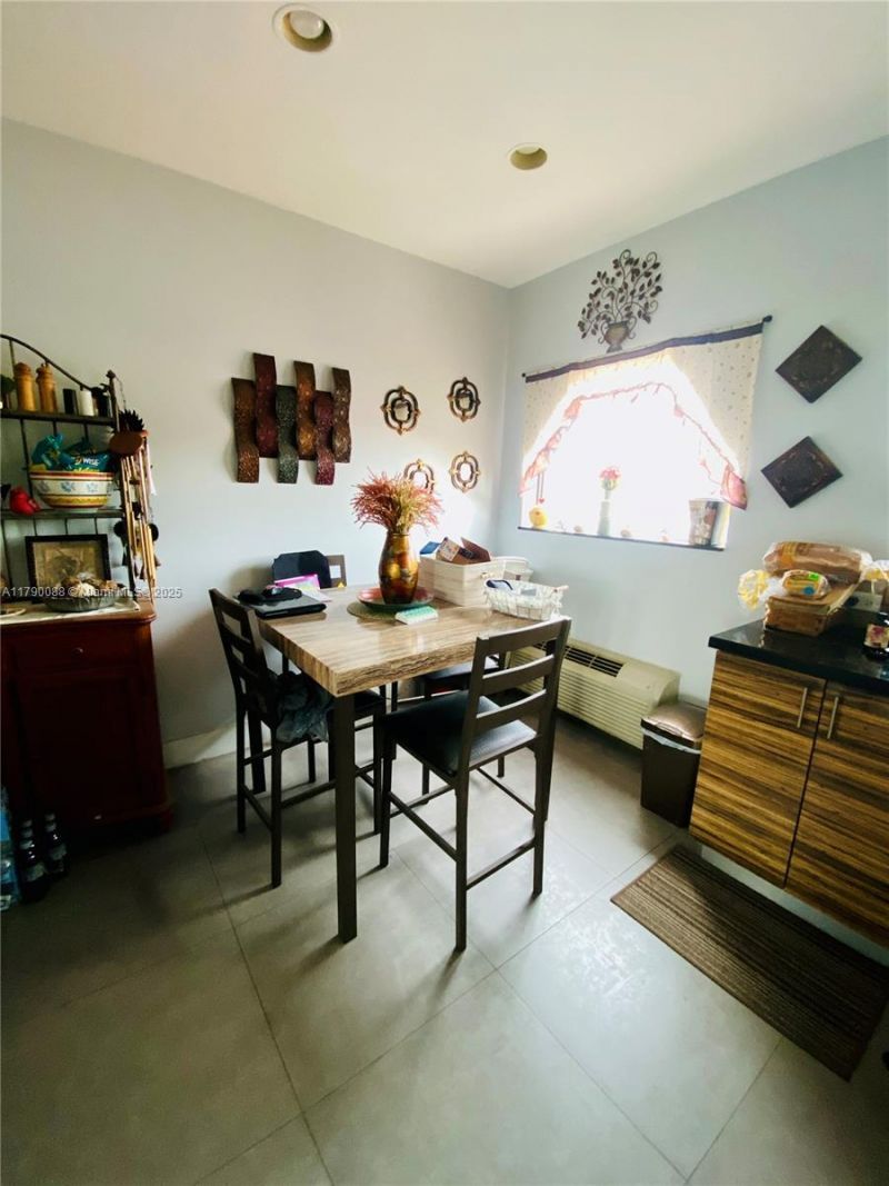 200 Azure Way, Miami Springs, FL 33166 Photo