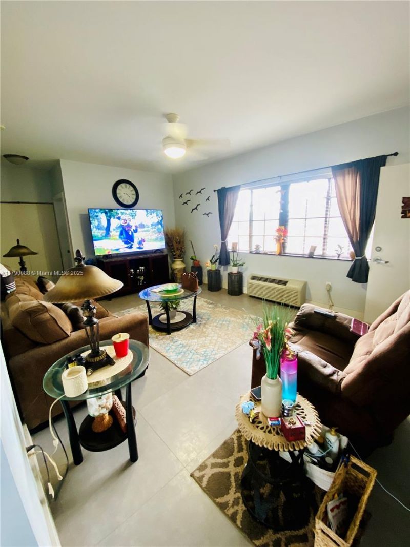 200 Azure Way, Miami Springs, FL 33166 Photo