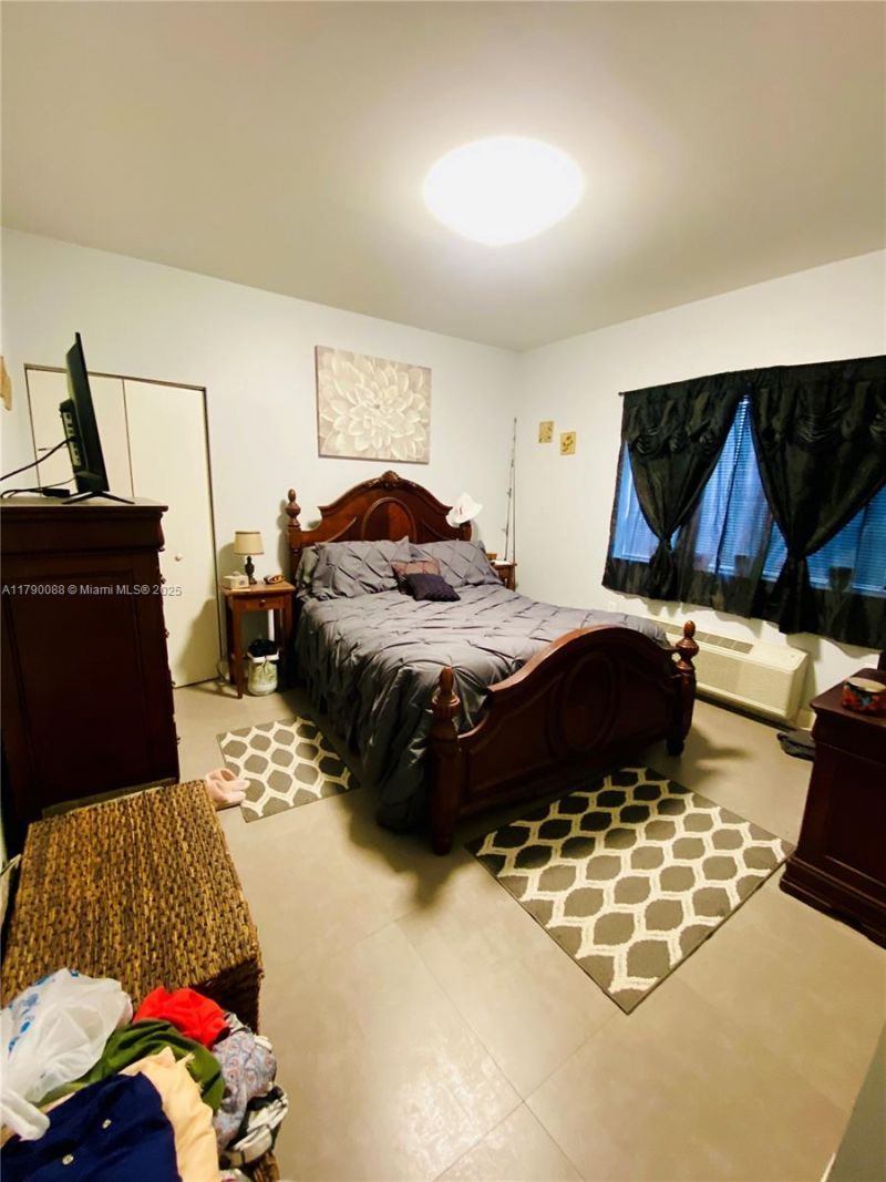 200 Azure Way, Miami Springs, FL 33166 Photo