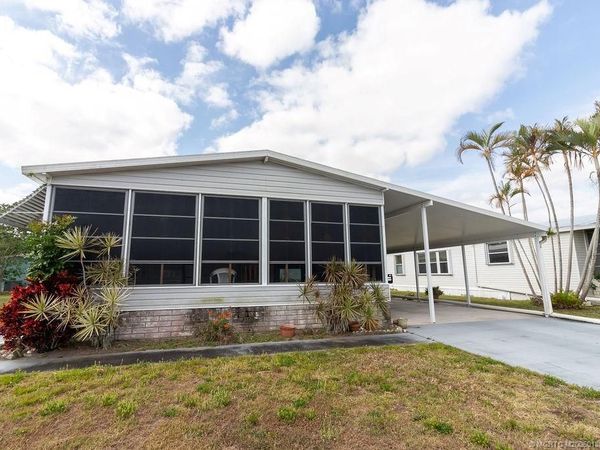 2500 SW Marquis Terrace, Stuart, FL 34997