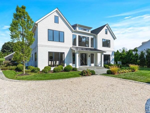 276 N Main Street, Southampton, NY 11968