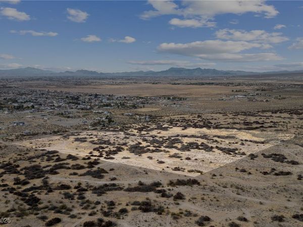 6350 E Kellogg Road, Pahrump, NV 89061