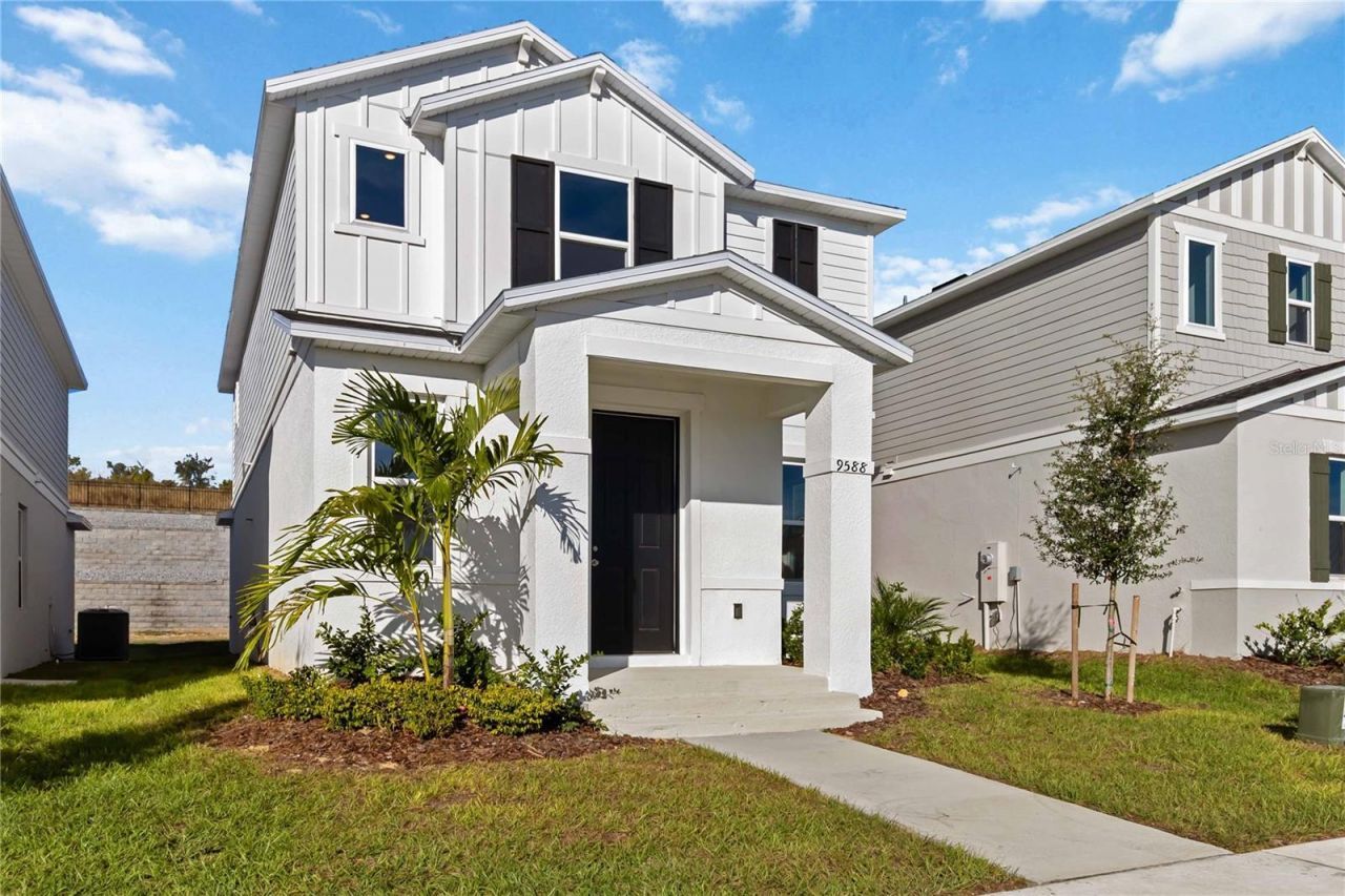 9588 Westside Hills Drive, Davenport, FL 33896 Main Photo