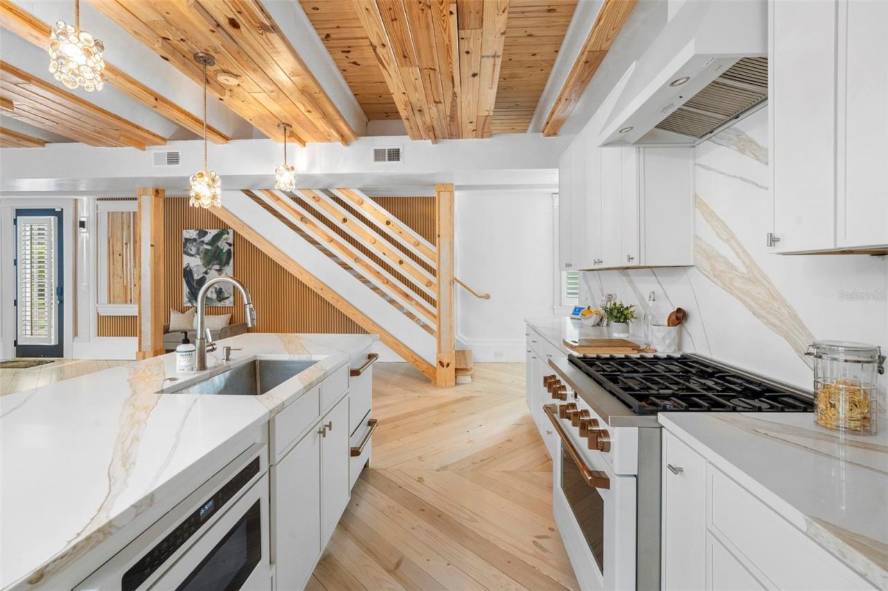 1521 E Harwood Street, Orlando, FL 32803 Photo